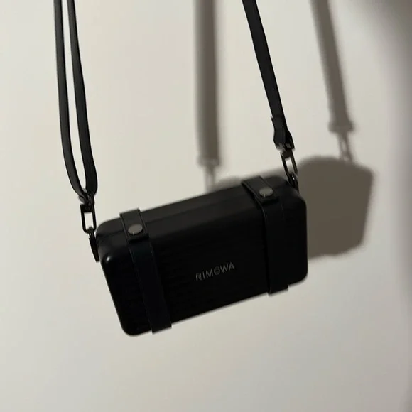 RIMOWA Cross Body Personal Bag Aluminum Black with box and dust bag - Picture 12 of 14